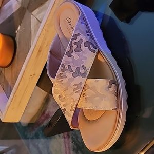 Clarks camo sandals